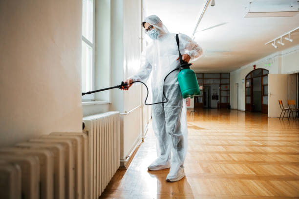 Best Exterminator Services  in Raymond, WA